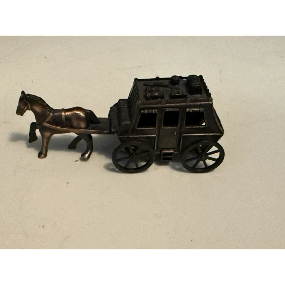 *Vintage* Horse and Carriage Die Cast Metal Collectible Pencil Sharpener